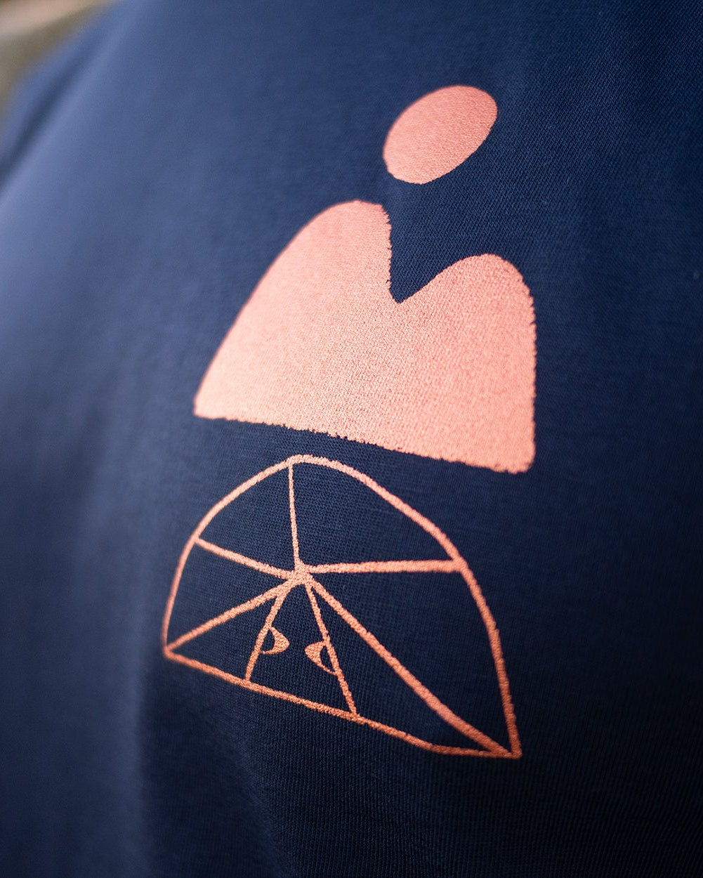 Peak Peek T-shirt